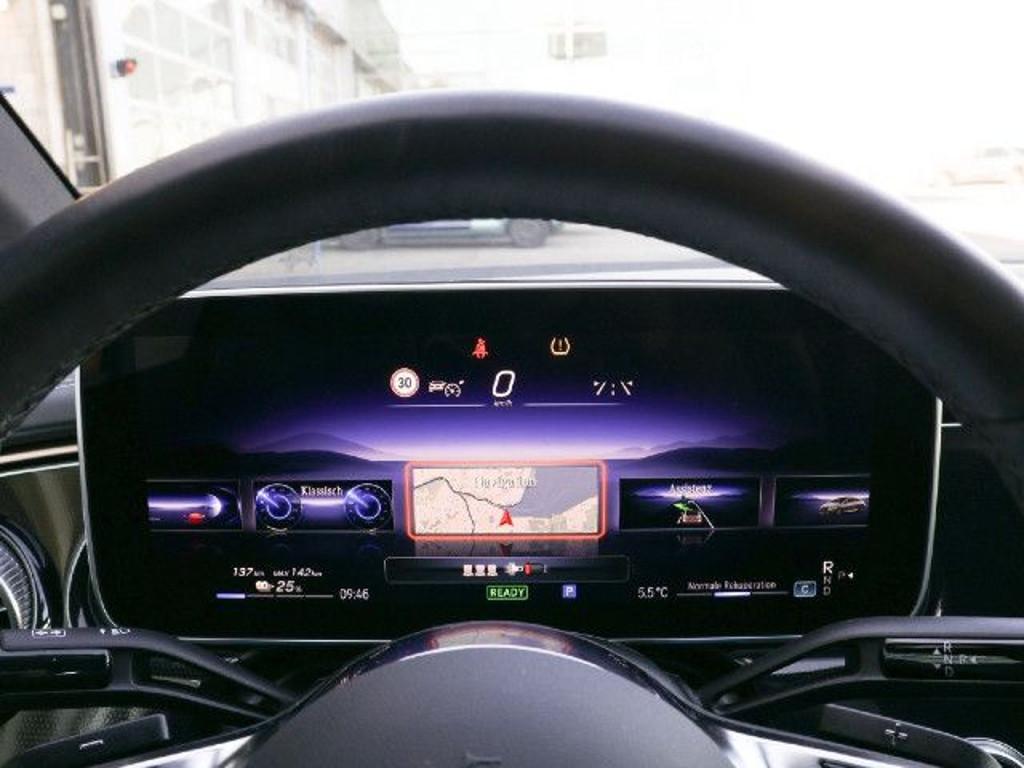 Mercedes-Benz EQE