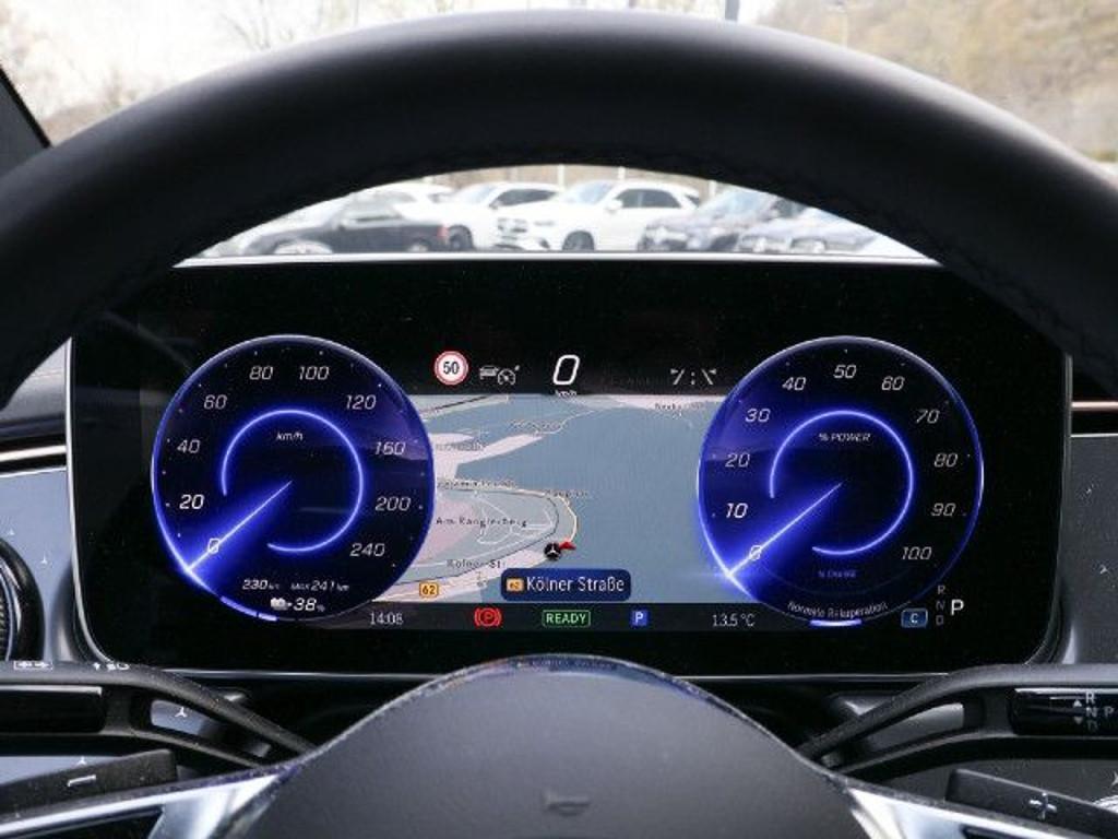 Mercedes-Benz EQE
