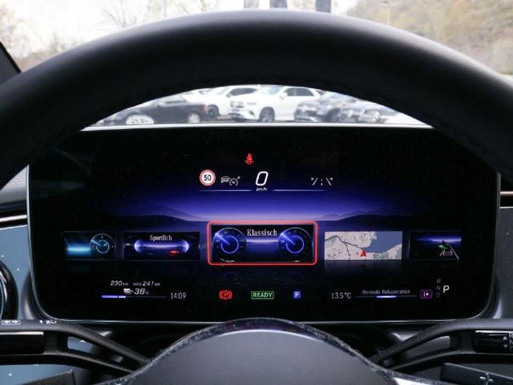 Mercedes-Benz EQE