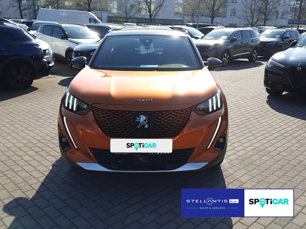 Peugeot e-2008