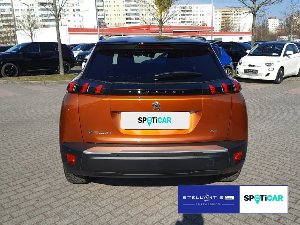 Peugeot e-2008