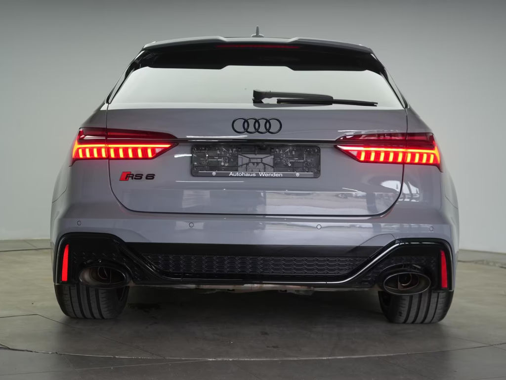 Audi RS6