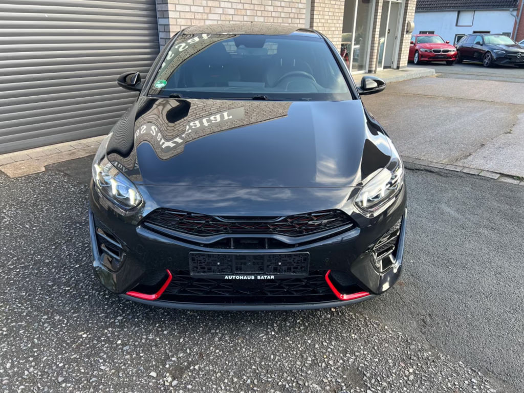 Kia ProCeed