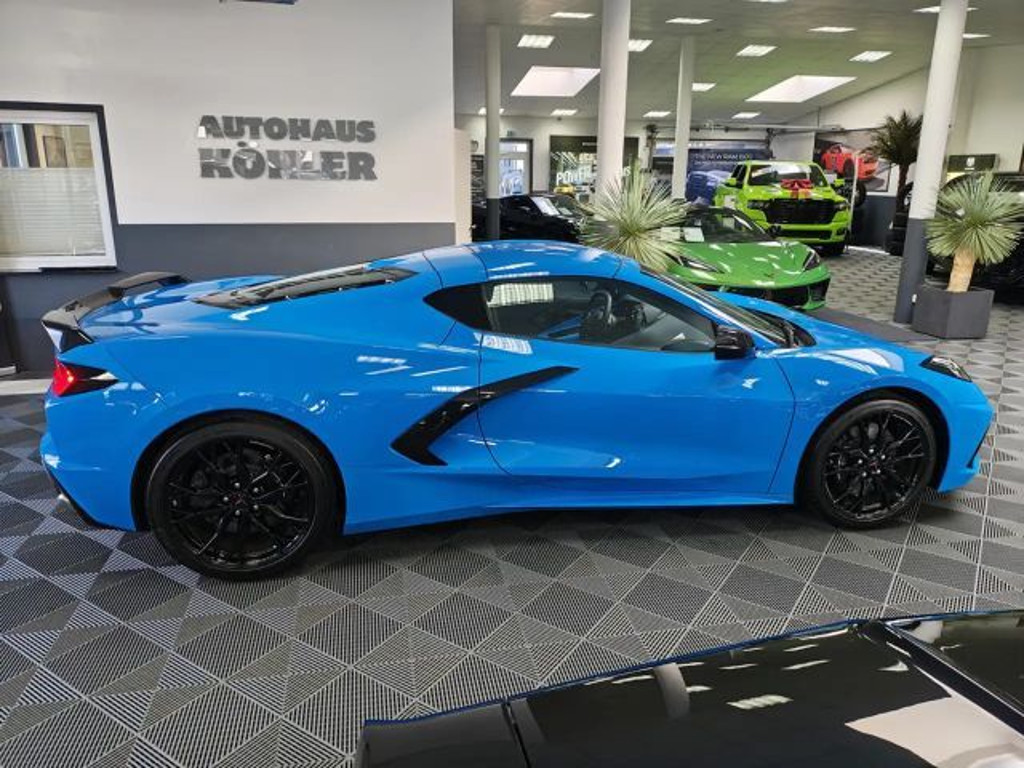 Corvette C8