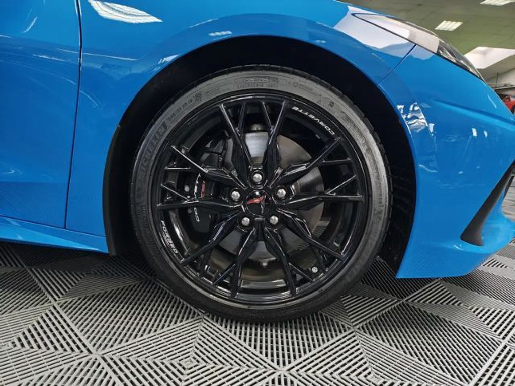 Corvette C8