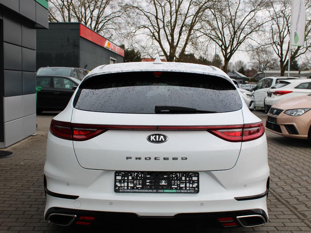 Kia ProCeed