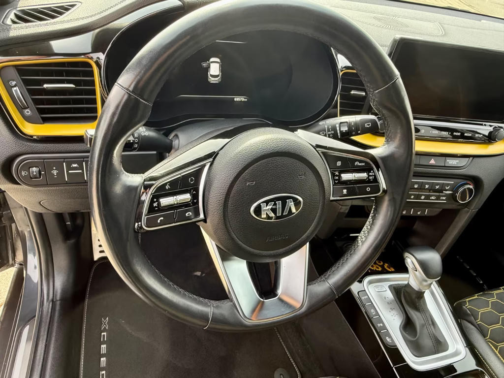 Kia XCeed
