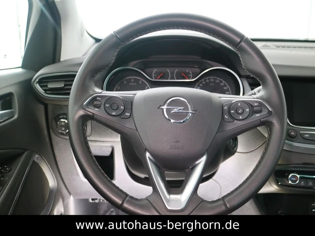 Opel Crossland X