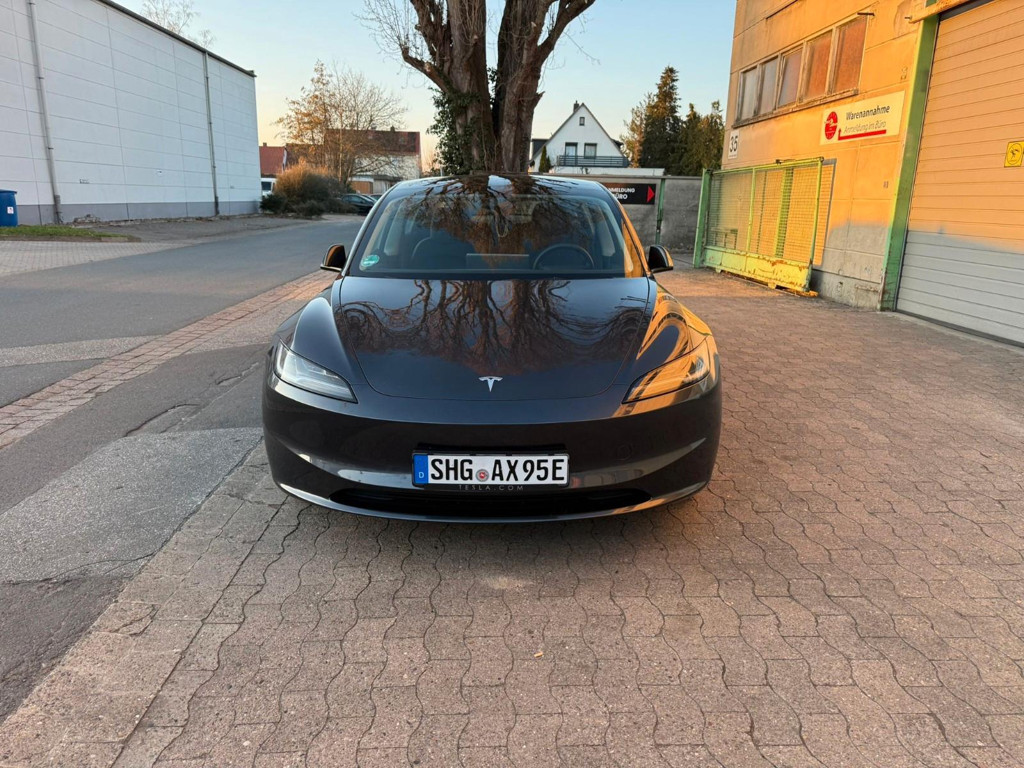 Tesla Model 3 2023 Elektrisch