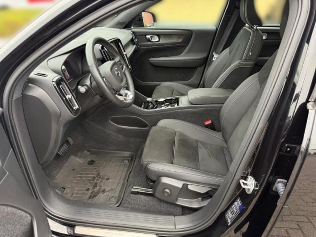 Volvo C40