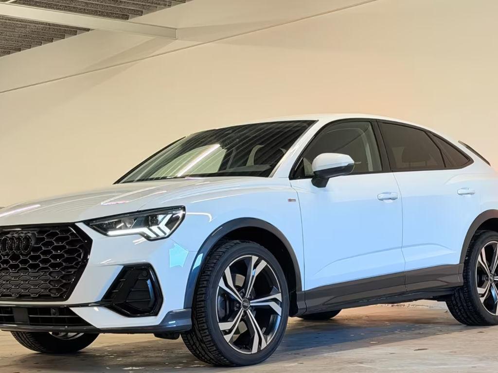 Audi Q3 2021 Benzine