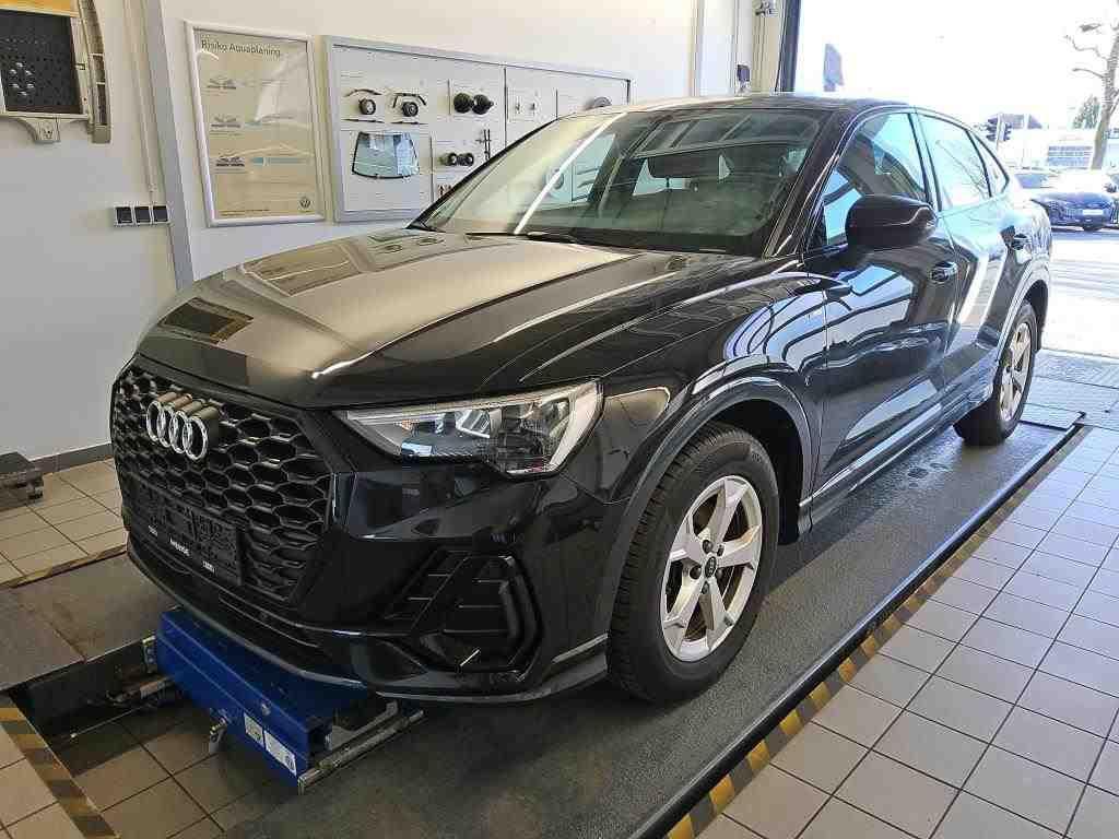 Audi Q3 2022 Benzine