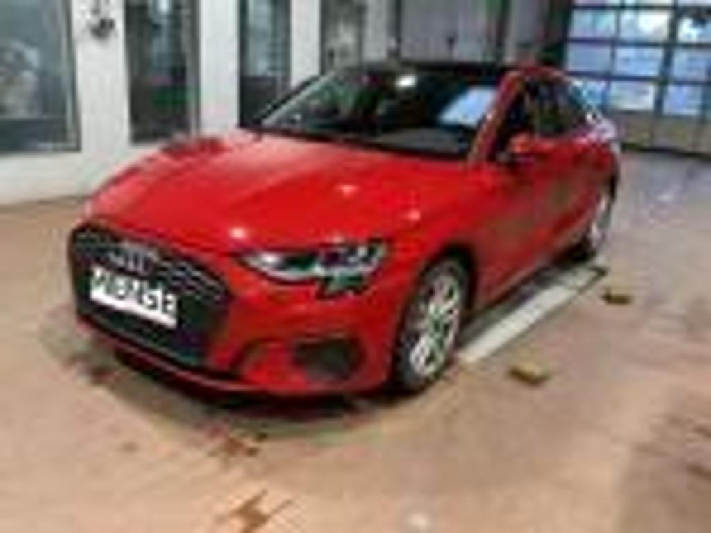 Audi A3 2023 Benzine