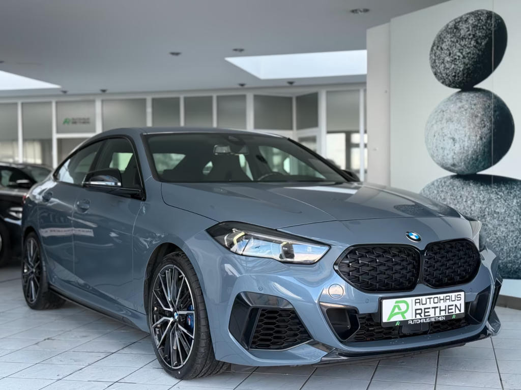 BMW M235