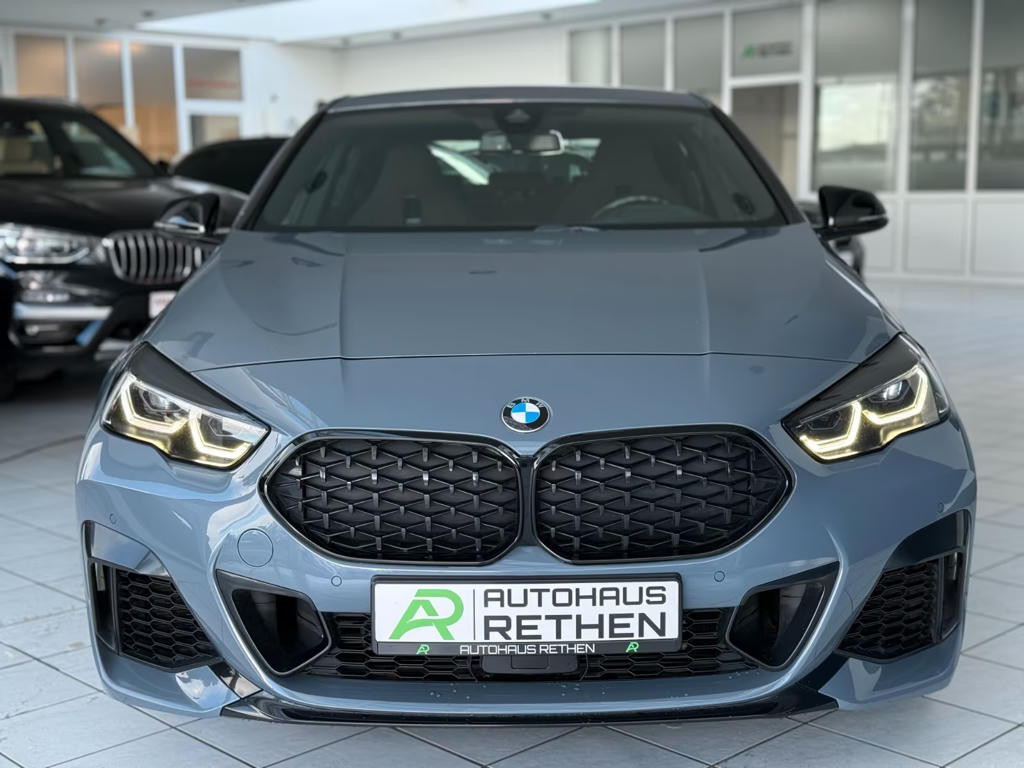 BMW M235