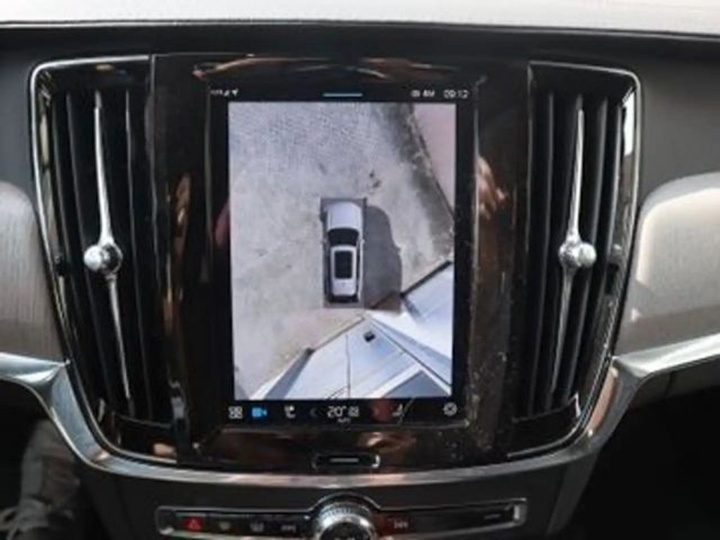 Volvo V90 Cross Country