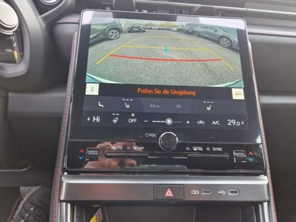 Lexus LBX
