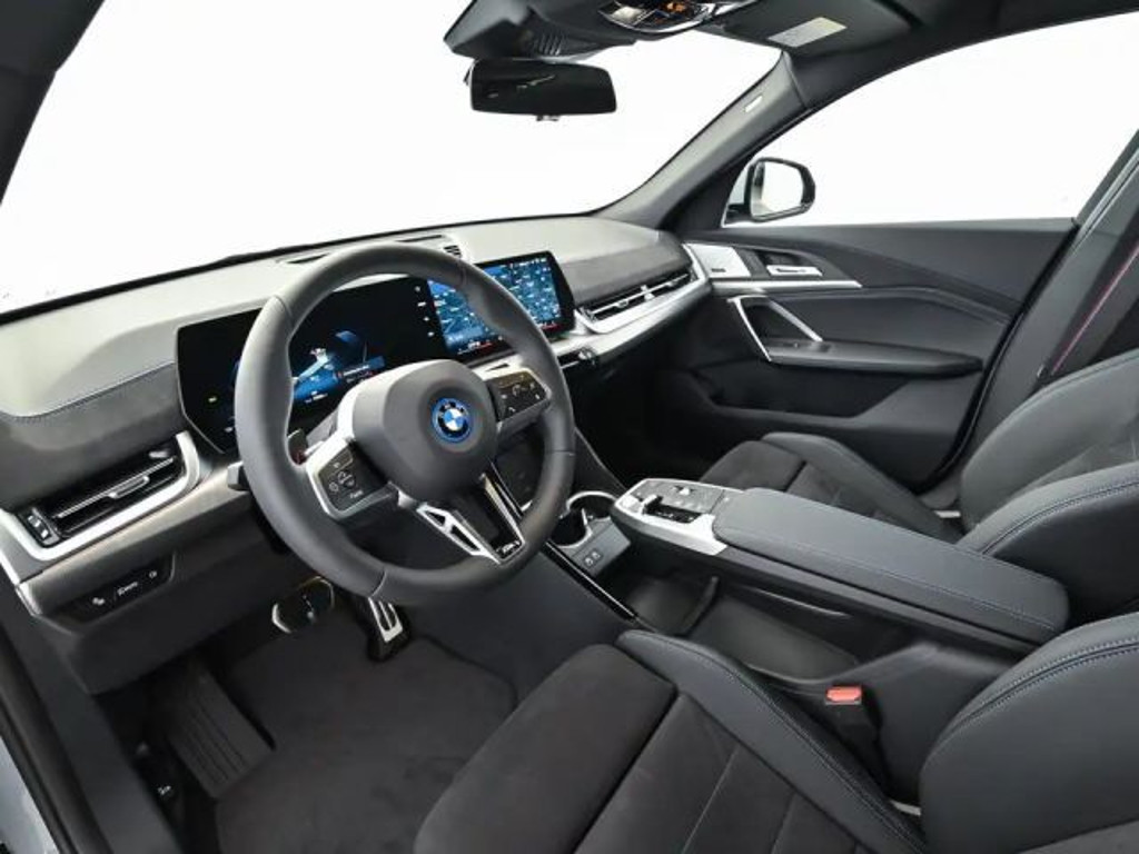 BMW iX2