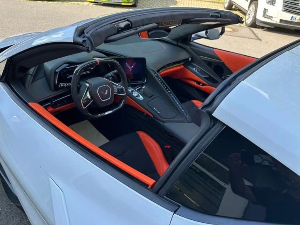 Corvette C8