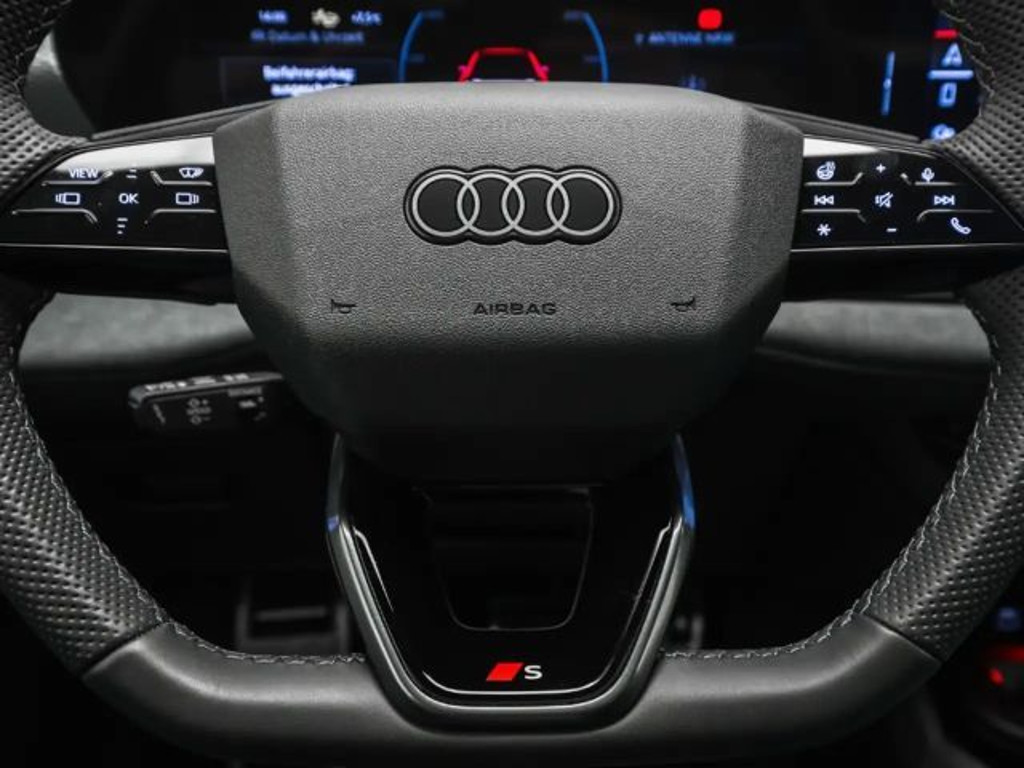 Audi S6 e-tron