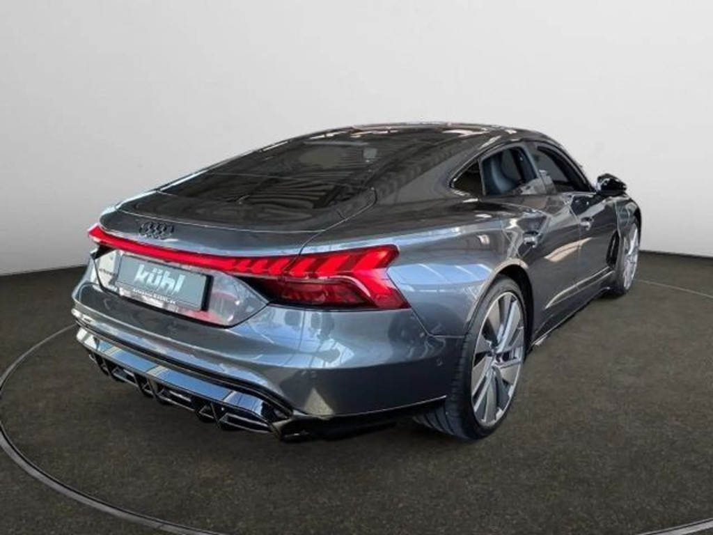 Audi e-tron GT