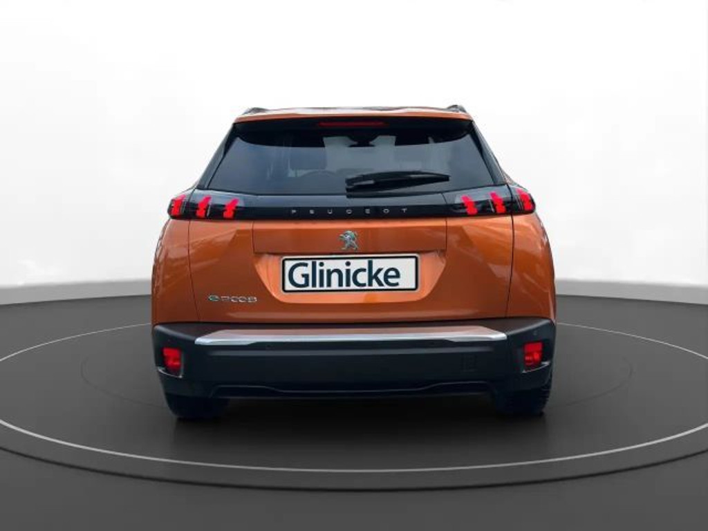 Peugeot e-2008