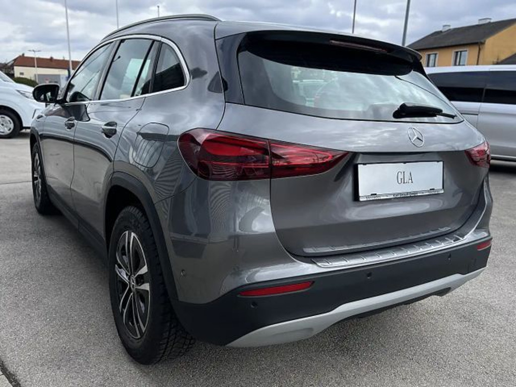 Mercedes-Benz GLA-Klasse