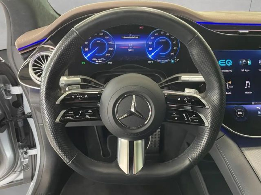Mercedes-Benz EQS
