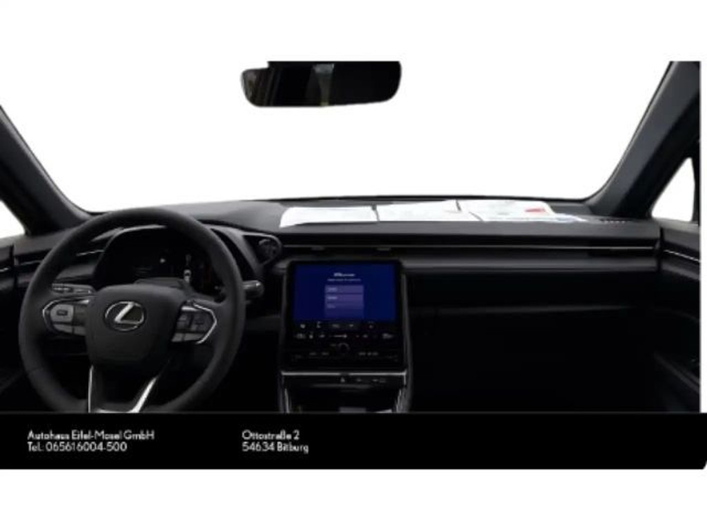 Lexus LBX