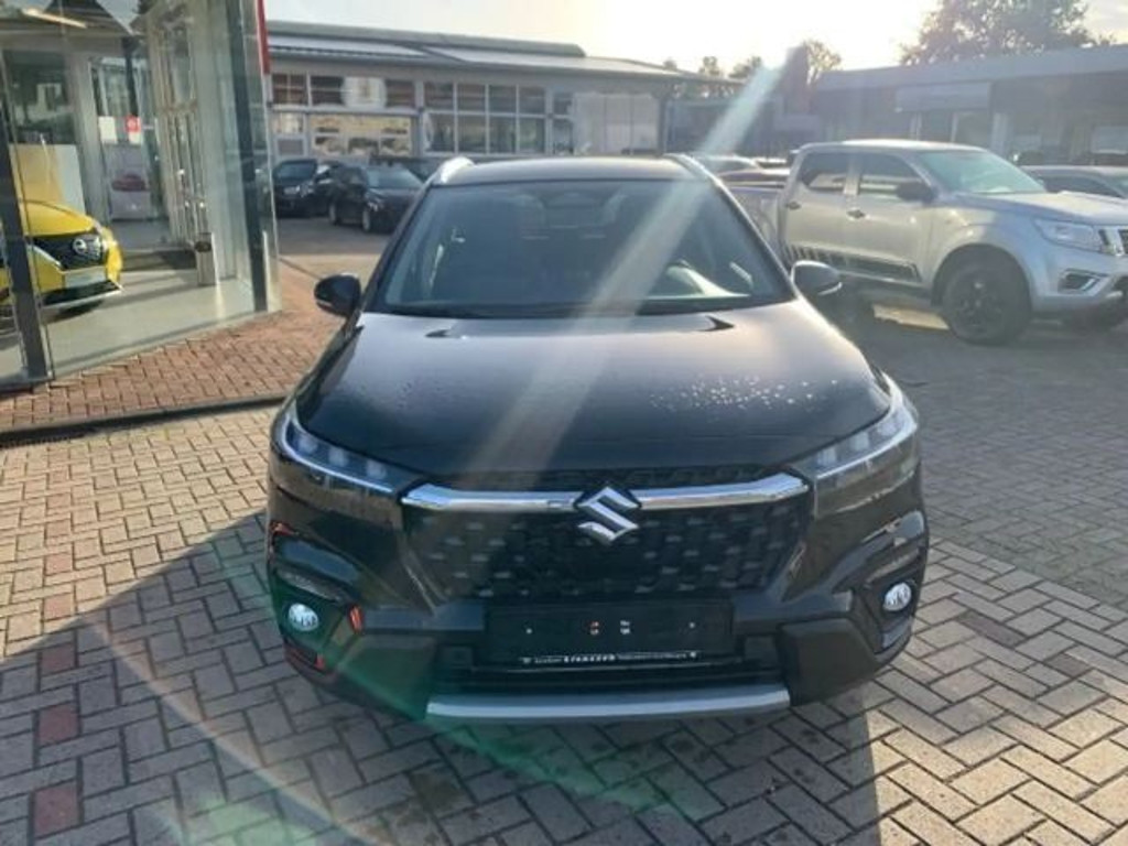Suzuki S-Cross