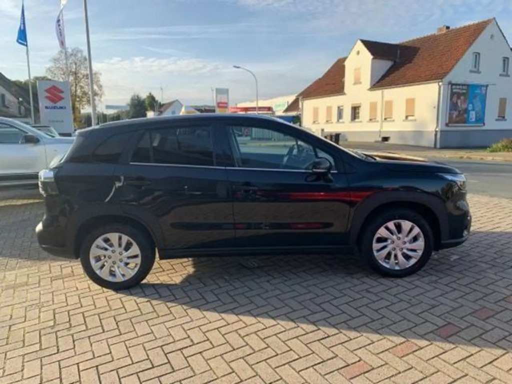 Suzuki S-Cross