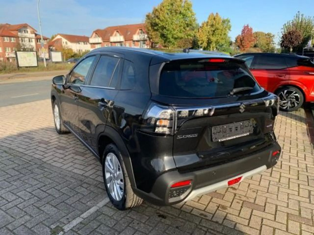 Suzuki S-Cross
