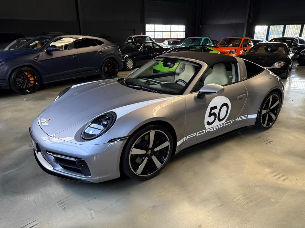 Porsche 911 2022 Benzine