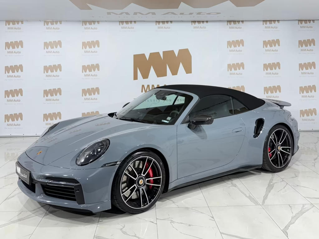 Porsche 911 2023 Benzine