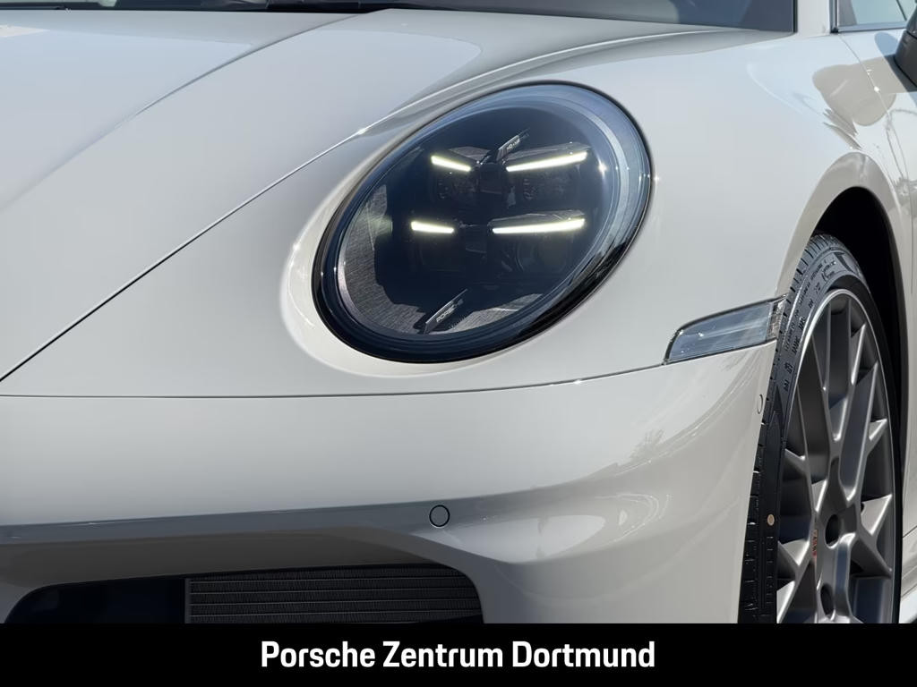 Porsche 911 2025 Benzine