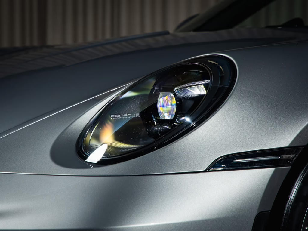 Porsche 911 2023 Benzine