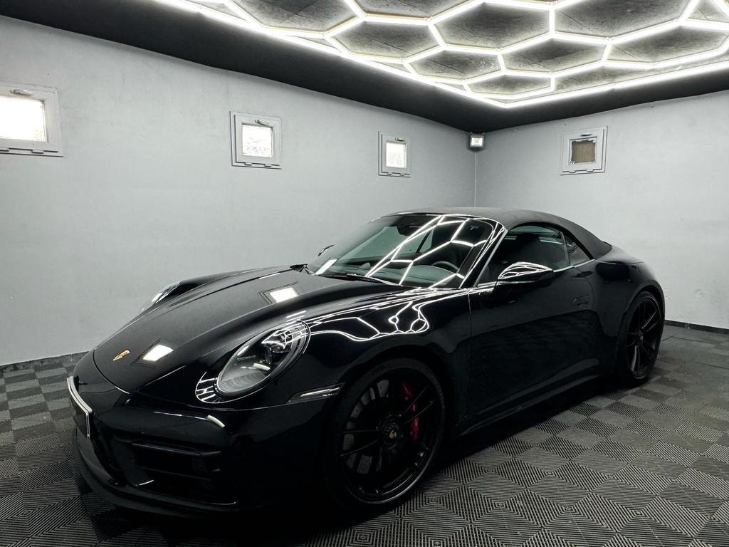 Porsche 911