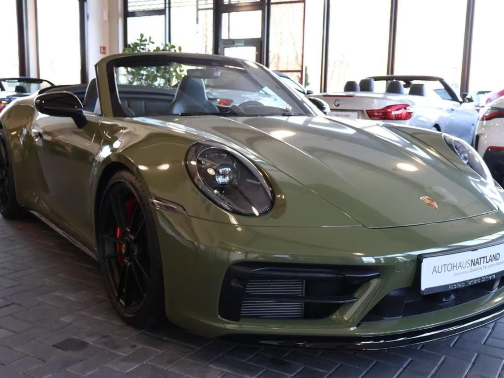 Porsche 911