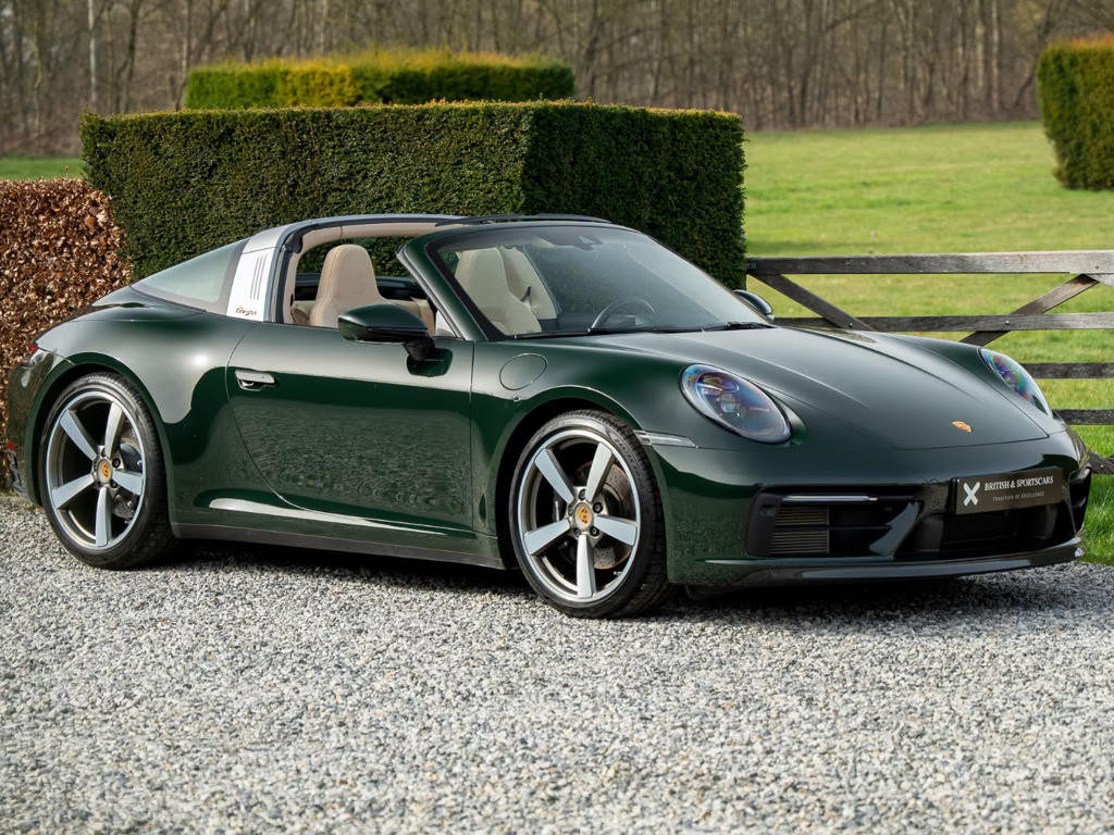 Porsche 911 2021 Benzine