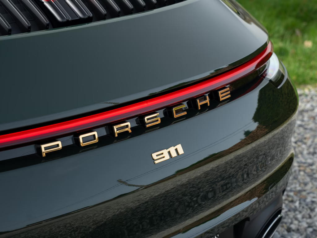 Porsche 911