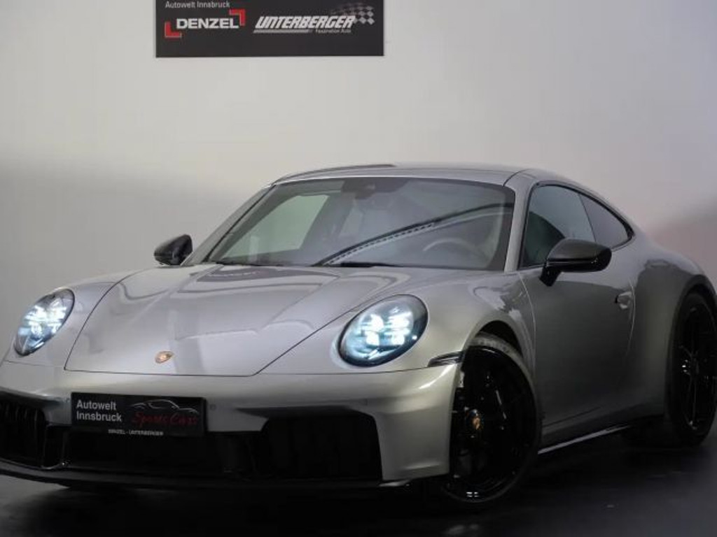 Porsche 911 2025 Benzine