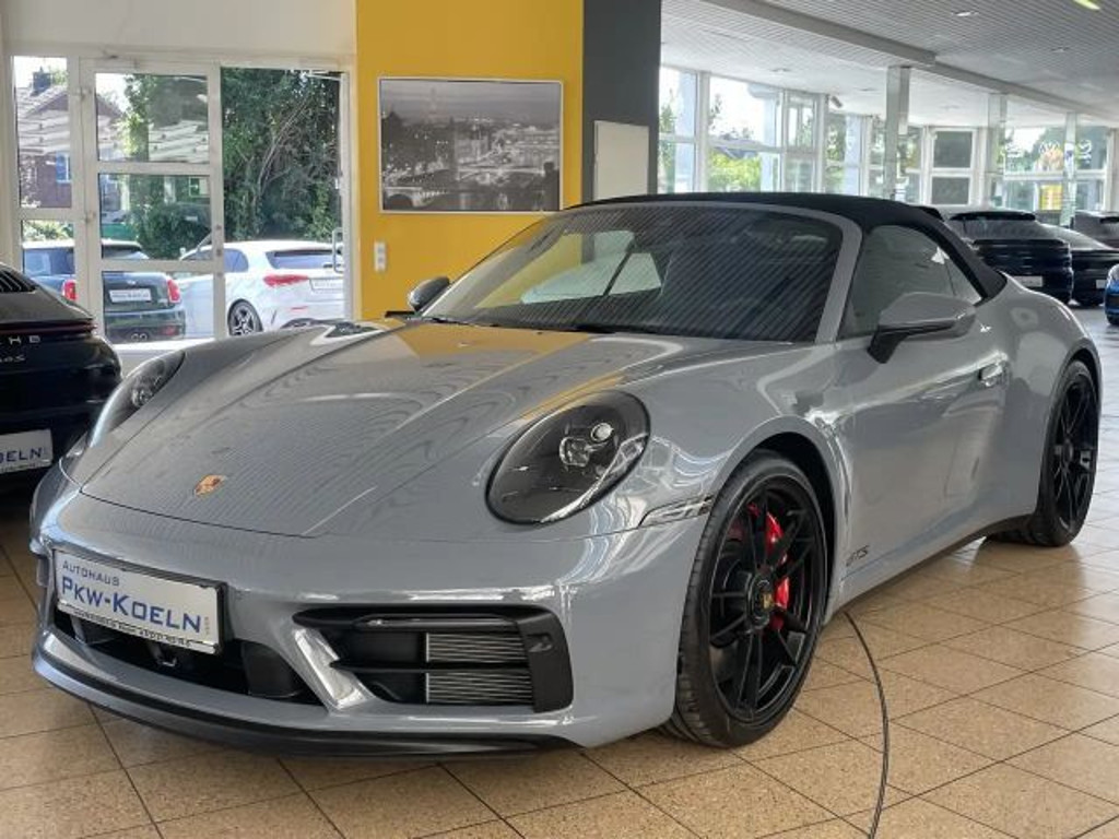 Porsche 911 2023 Benzine