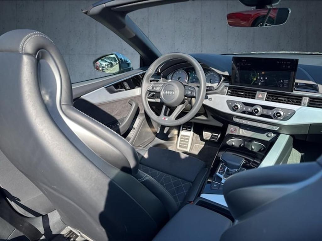 Audi S5