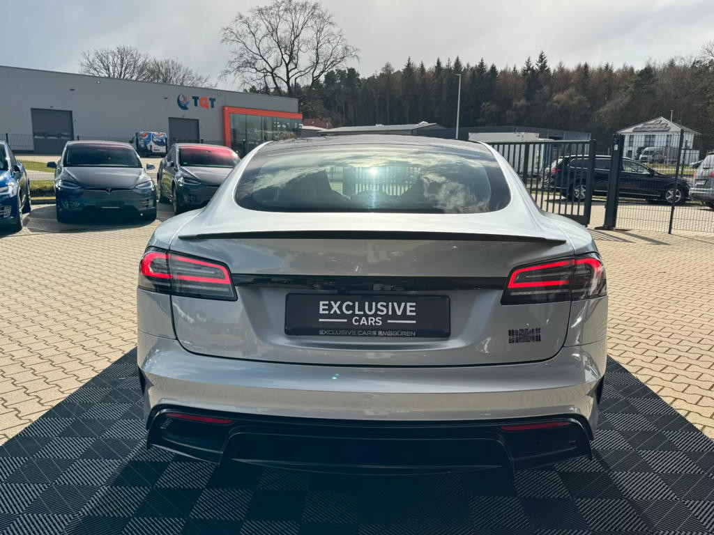 Tesla Model S