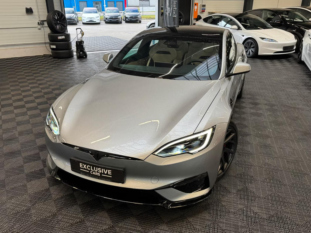 Tesla Model S