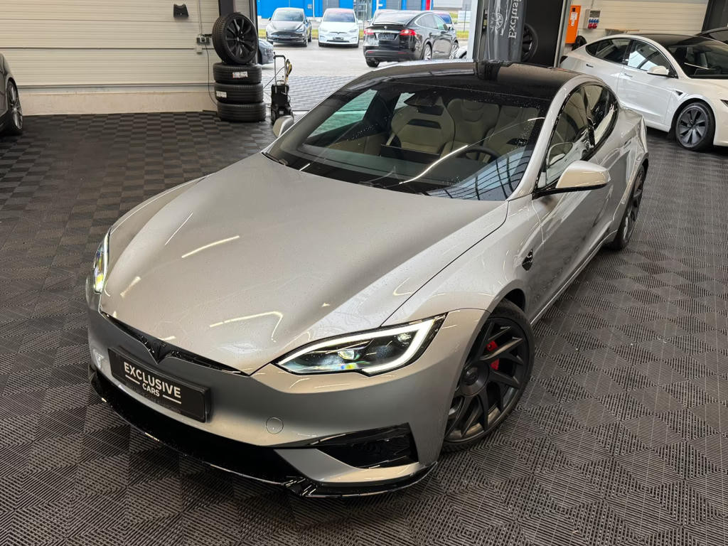 Tesla Model S