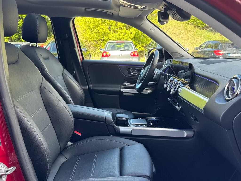 Mercedes-Benz EQB