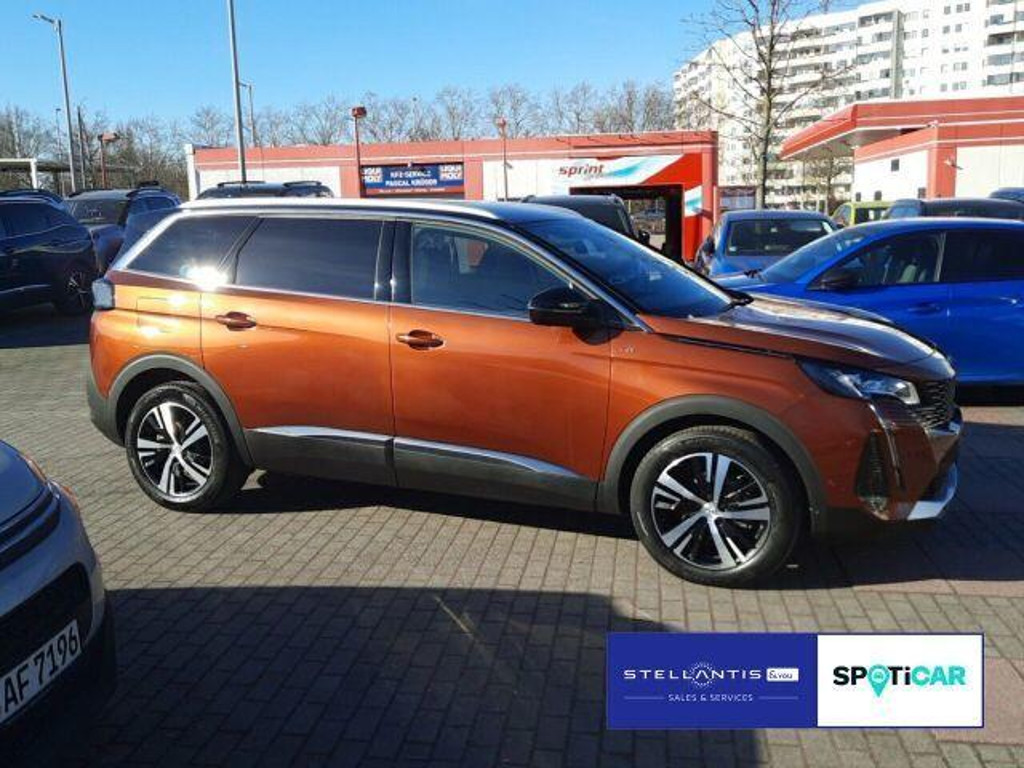 Peugeot 5008