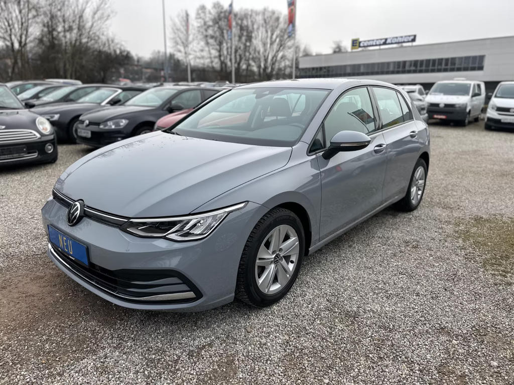Volkswagen Golf 2022 Benzine