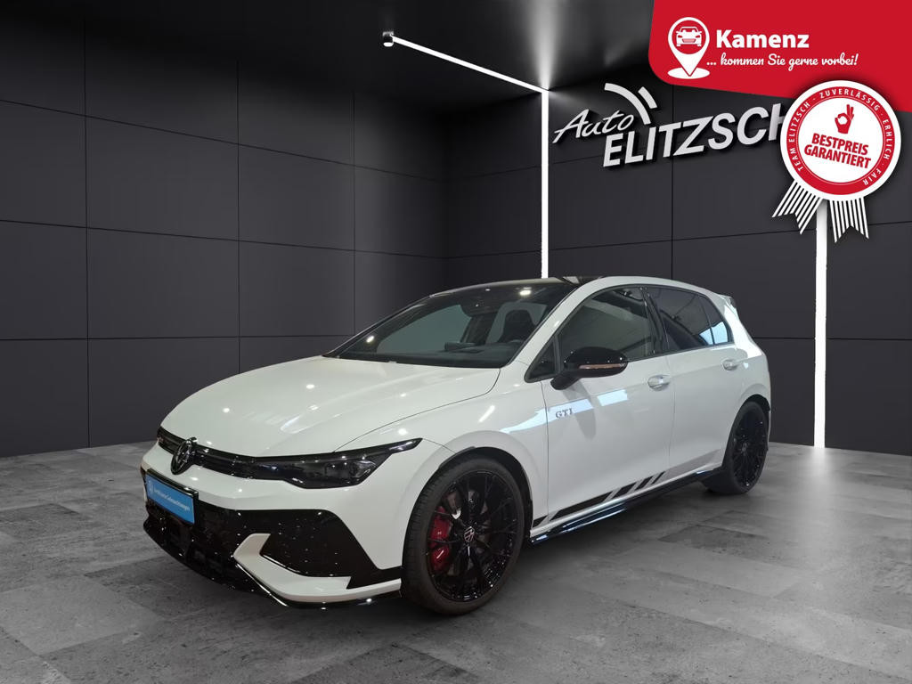 Volkswagen Golf 2025 Benzine